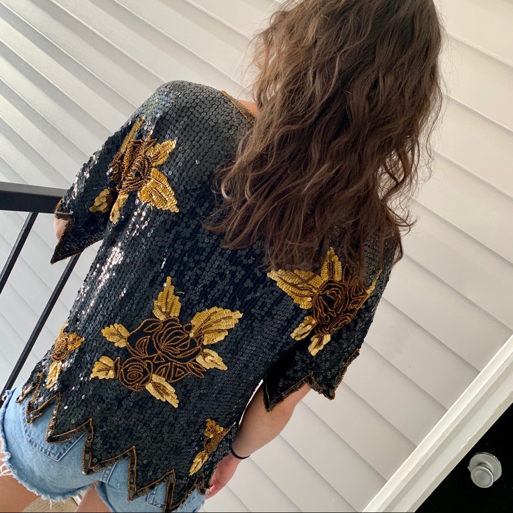 Vintage ROYAL FEELINGS Black &Gold Sequin top - Picture 4 of 13